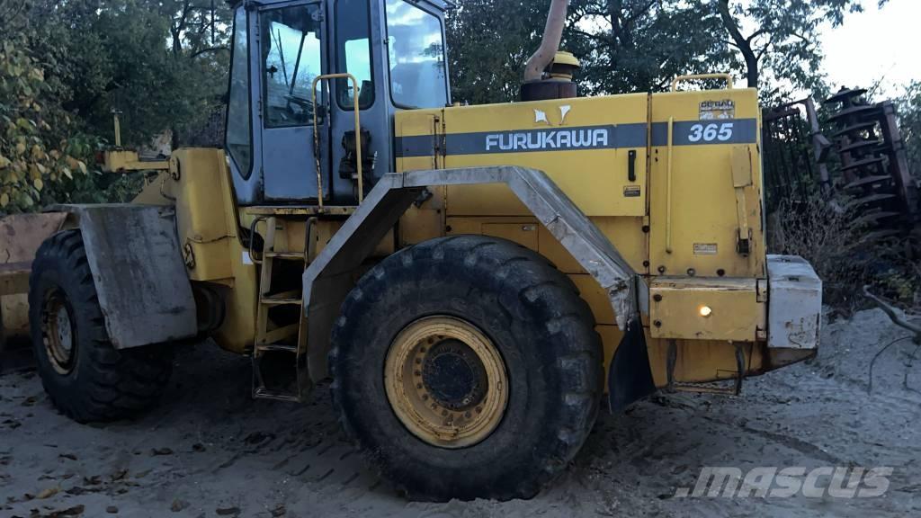 Furukawa 365 Výložníky a lžíce