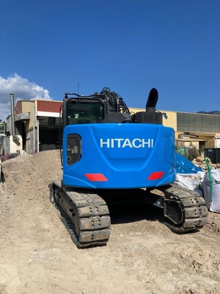 Hitachi ZX 135 US-6 Pásová rýpadla