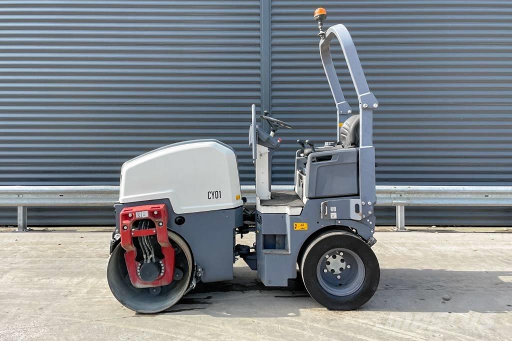 Dynapac CC1200C Kombinované válce