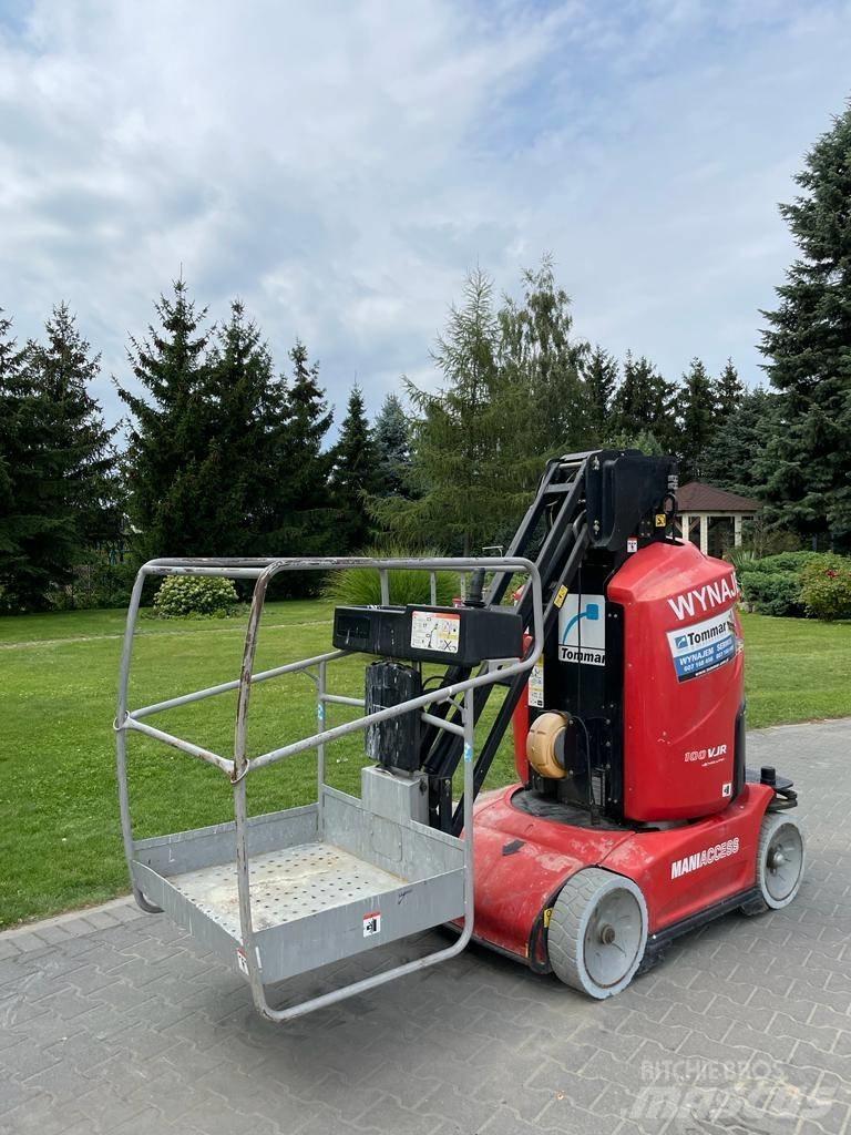 Manitou 100 VJR Vertikální sloupové výtahy