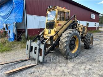 Volvo BM 841 Kolové nakladače