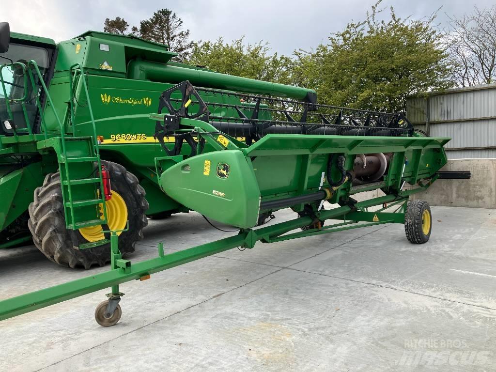 John Deere 9680 WTS Sklízecí mlátičky