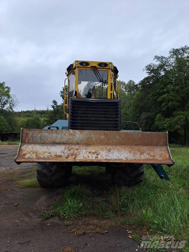 HSM HSM 208f 12t Vyvážecí traktory