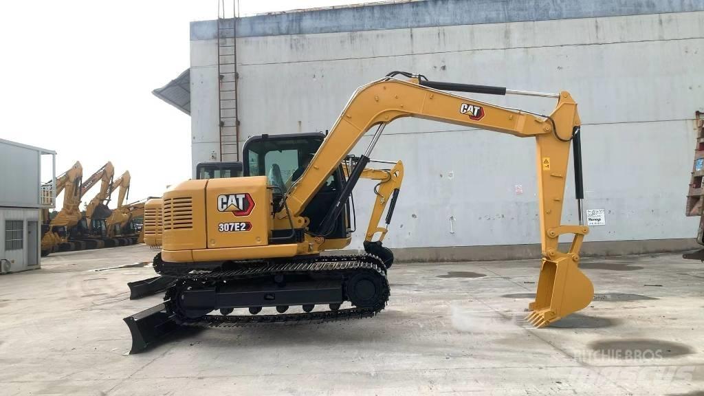 CAT 307E2 Pásová rýpadla