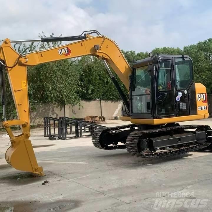 CAT 307E2 Pásová rýpadla