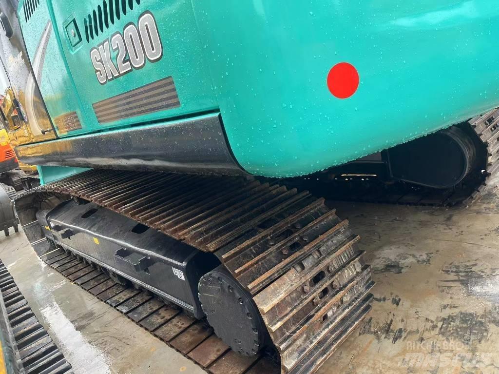 Kobelco SK 200-8 Pásová rýpadla
