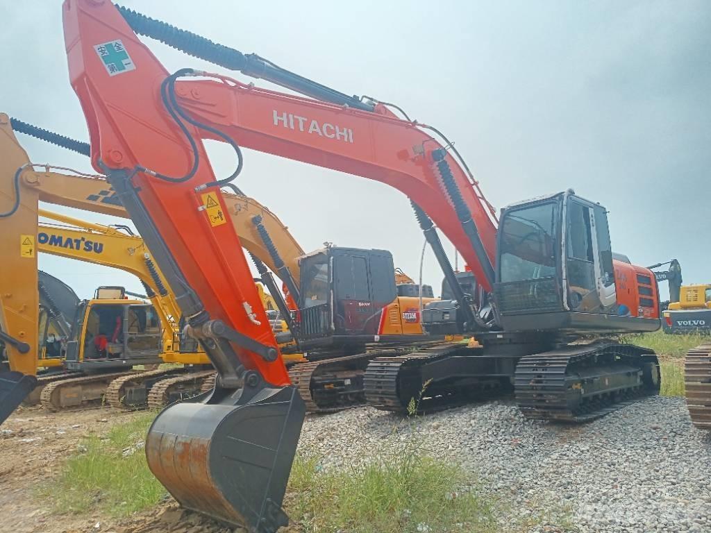 Hitachi ZX 240 Pásová rýpadla