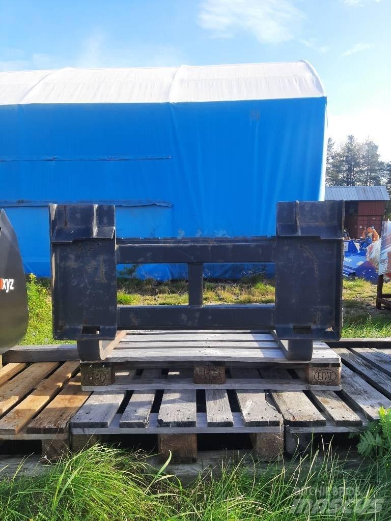  Pallgafflar CAT 906 Vidlice