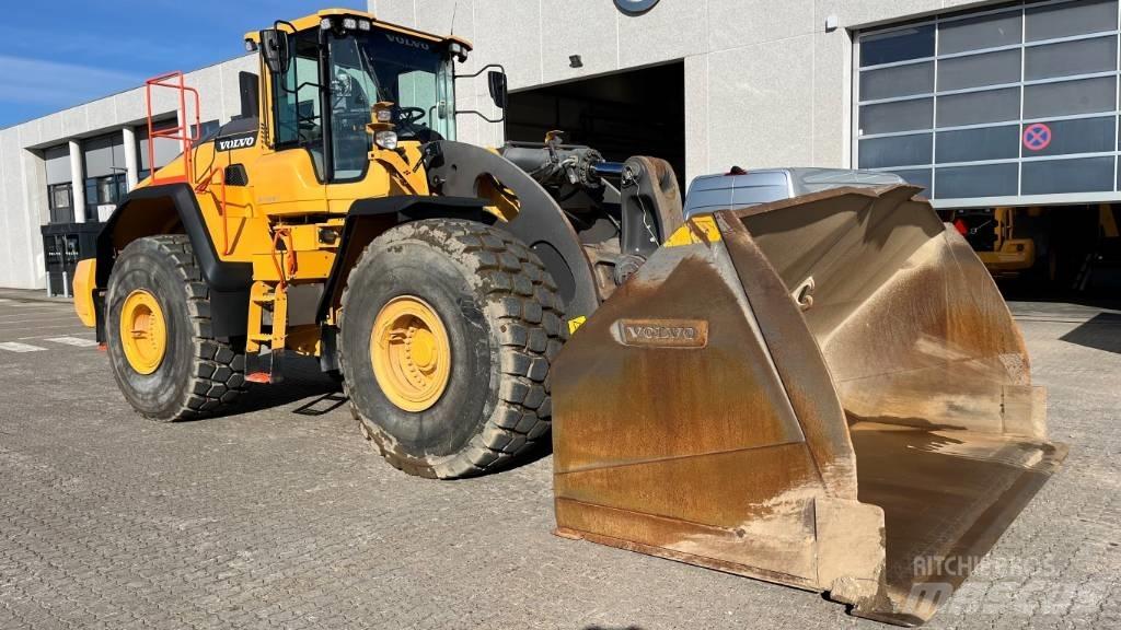 Volvo L260H Kolové nakladače