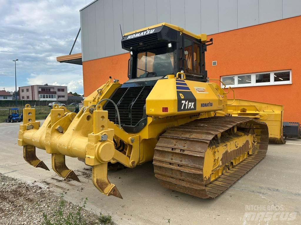 Komatsu D 71PX-24 E0 Pásové dozery