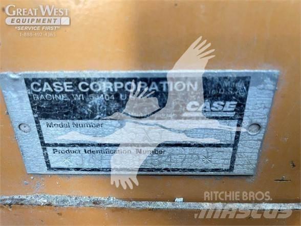 CASE 95XT Smykem řízené nakladače
