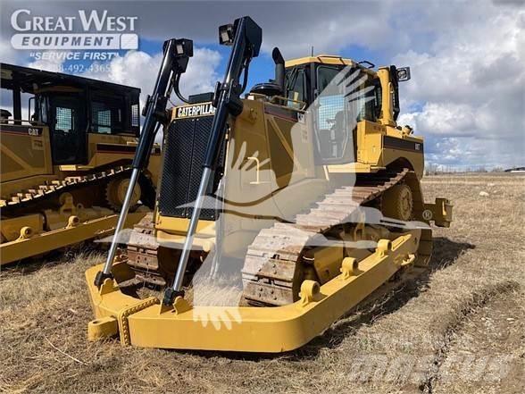 CAT D8T Pásové dozery