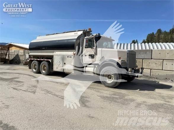 White/GMC WG Cisternové vozy