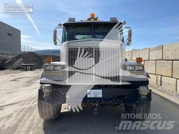White/GMC WG Cisternové vozy