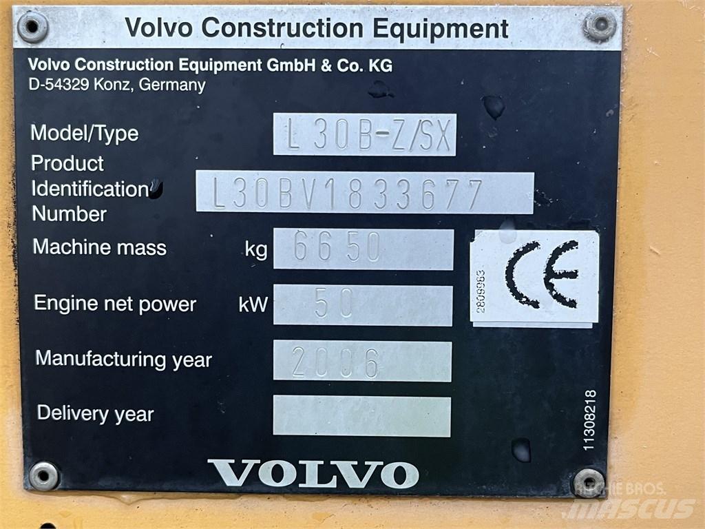 Volvo L 30 B Kolové nakladače