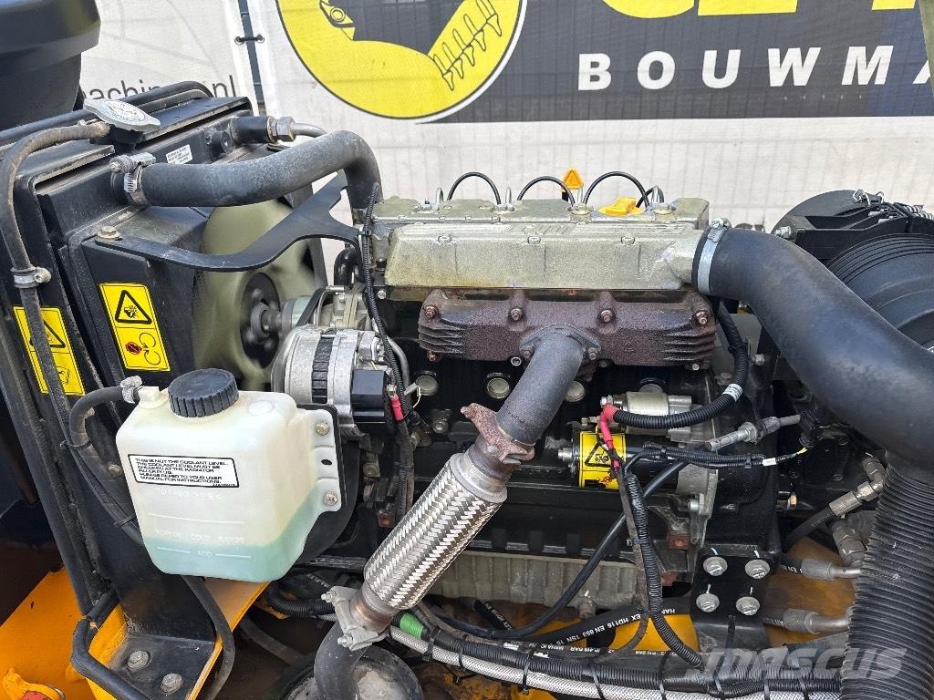JCB VMT 430-130 Tandemové válce