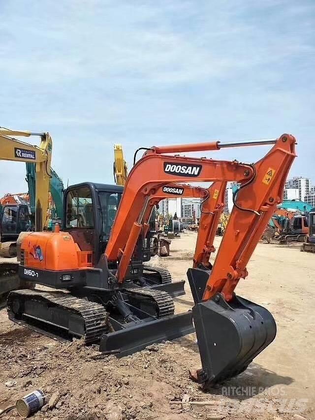 Doosan DH 60 Mini rýpadla < 7t