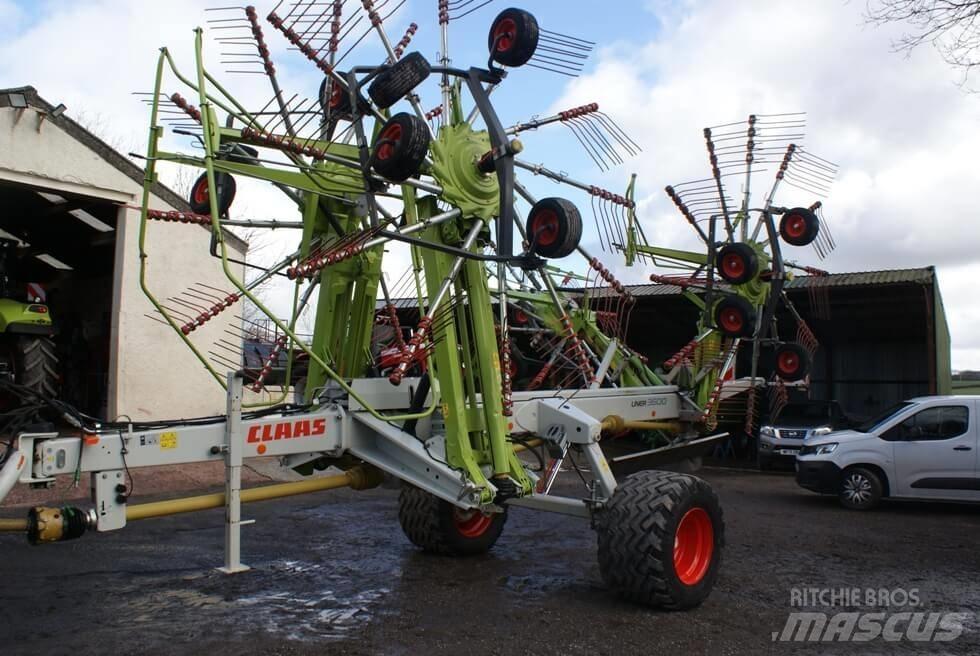 CLAAS Liner 3600 Obraceče a shrabovače sena