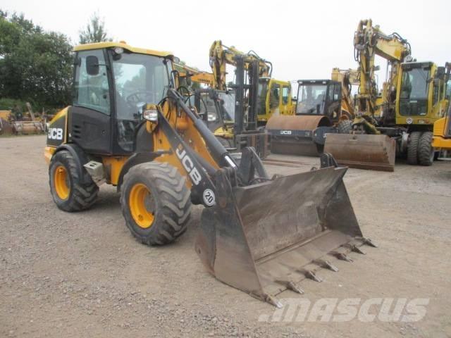 JCB 406 B Kolové nakladače