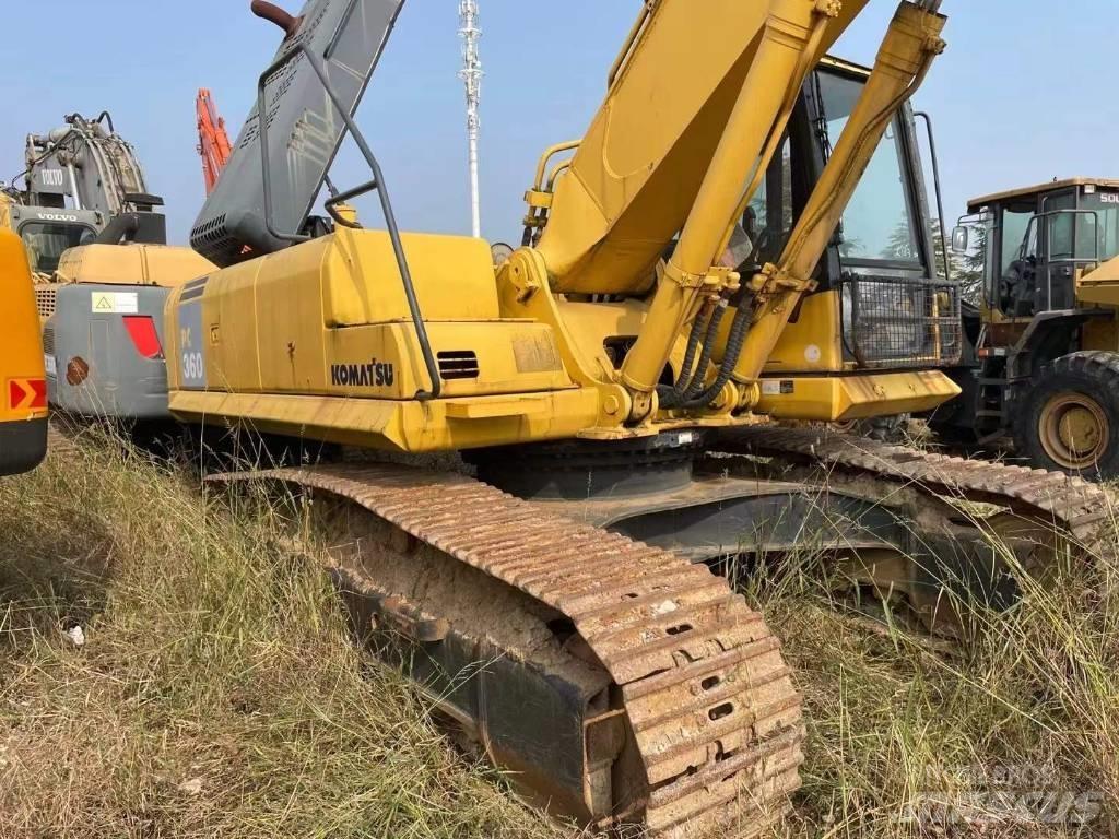 Komatsu PC 360 Pásová rýpadla