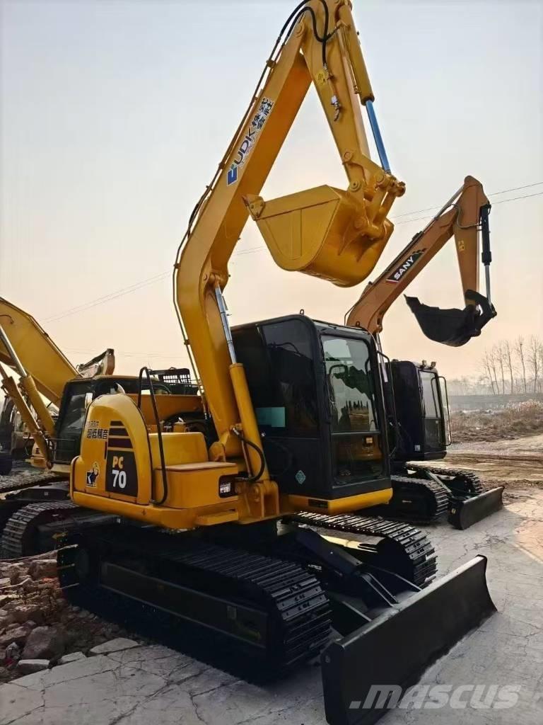 Komatsu 70-8 Pásová rýpadla