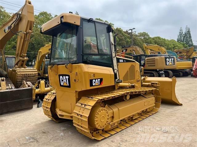 CAT D 5 K Pásové dozery