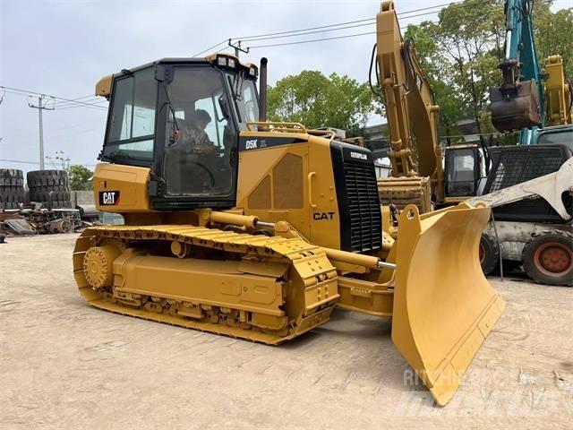 CAT D 5 K Pásové dozery