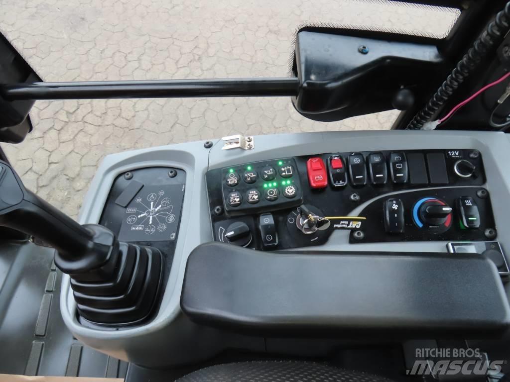 CAT 908M Kolové nakladače