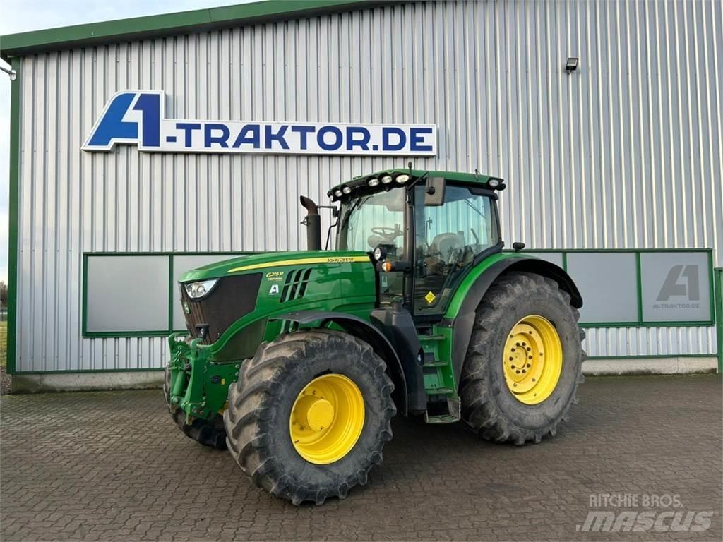 John Deere 6215R Traktory