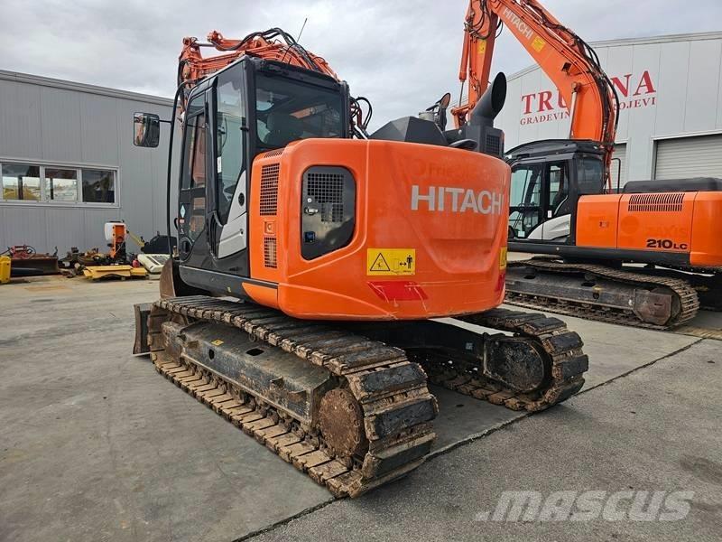 Hitachi ZX 135 US-6 Pásová rýpadla
