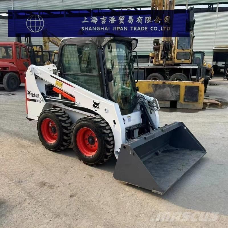 Bobcat s450 Smykem řízené nakladače