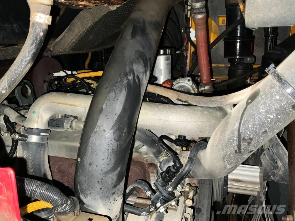 Neuson DW 60 Vyklápěcí dempry