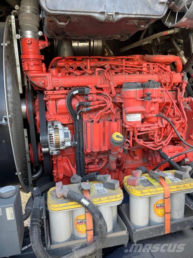 Lindner Uracco 75DK Drtiče odpadu