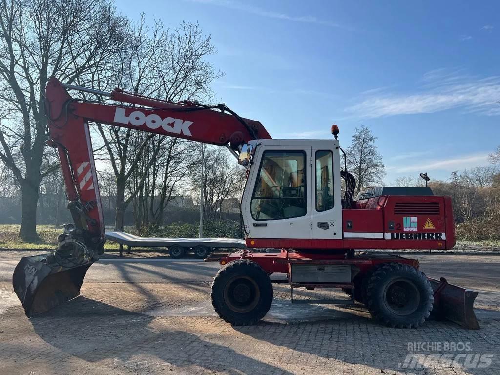 Liebherr 902 Kolová rýpadla