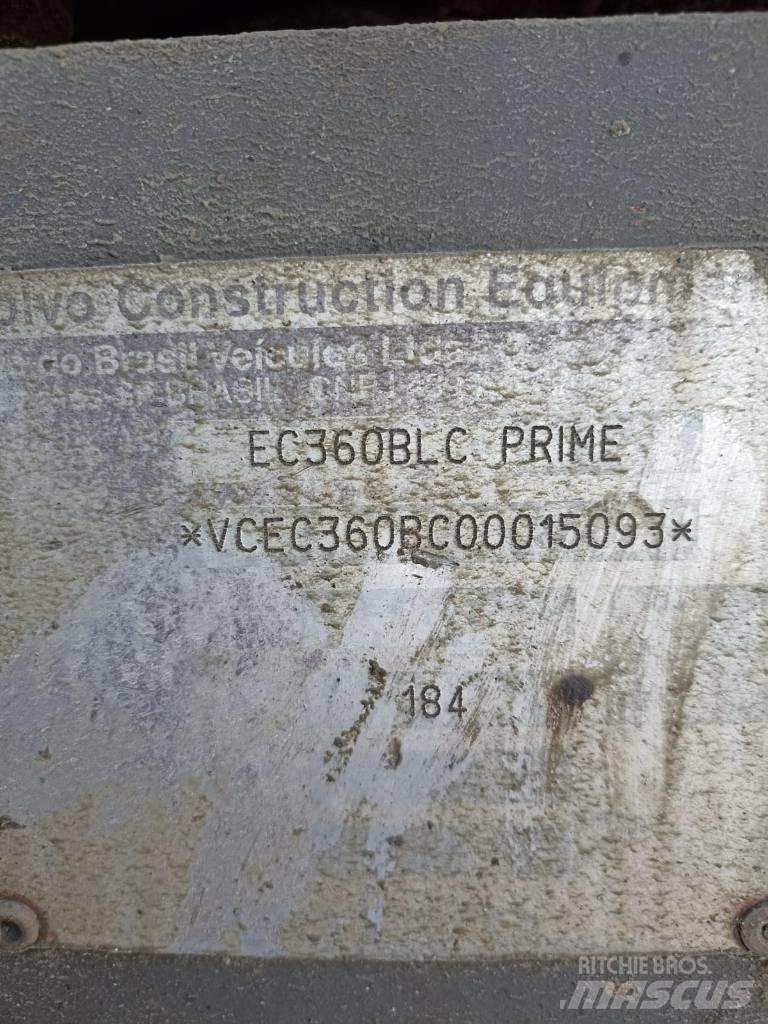 Volvo ec360 Pásová rýpadla