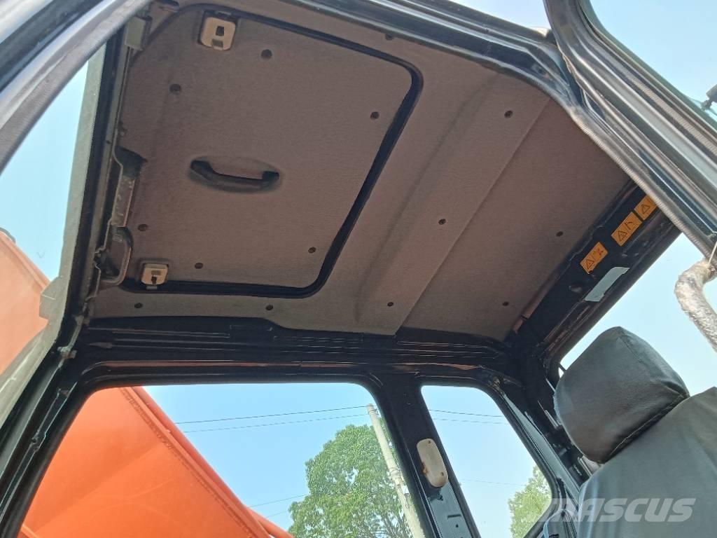 Hitachi ZX 160 Pásová rýpadla