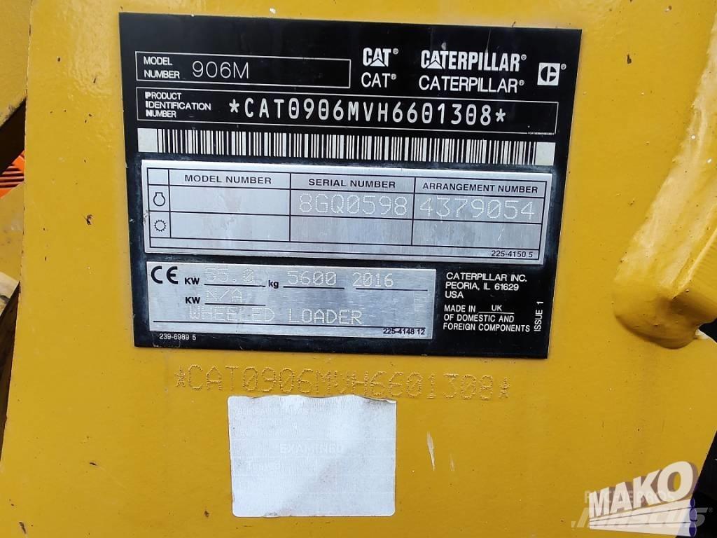 CAT 906 Kolové nakladače