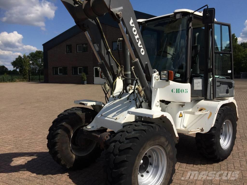 Volvo L 35 B Kolové nakladače
