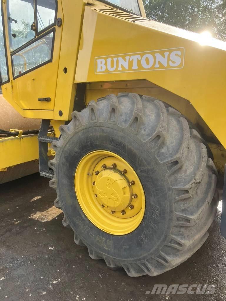 Bomag BW 213 Tahačové válce