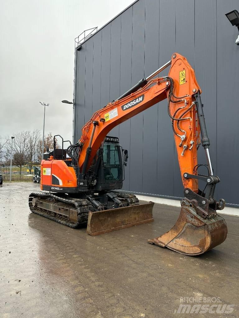 Doosan DX 140 LCR-5 Pásová rýpadla