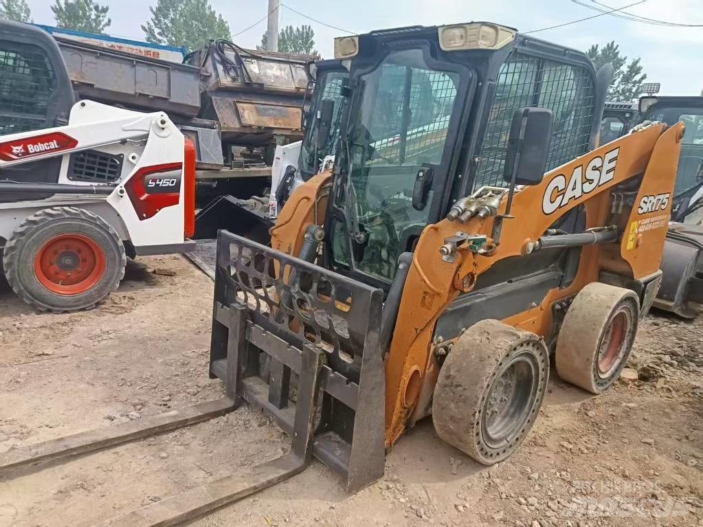 CASE SR175 Smykem řízené nakladače