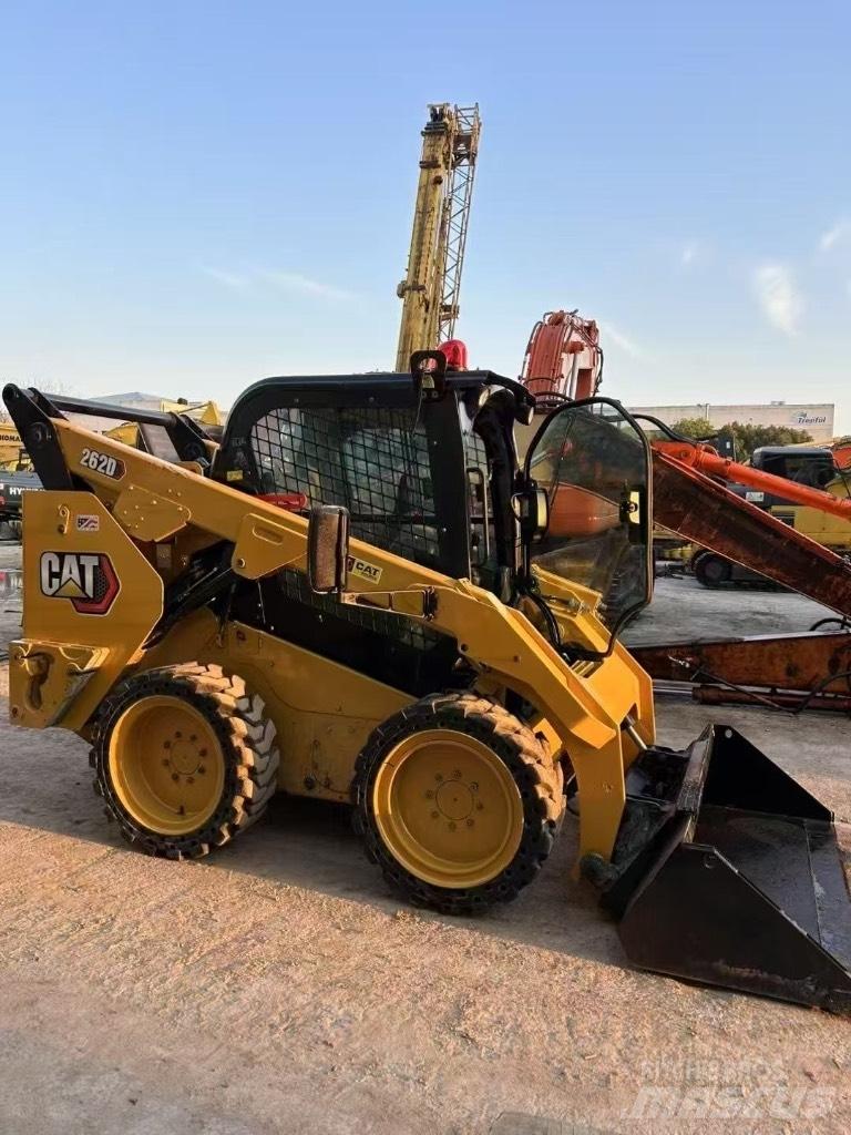 CAT 262 D Smykem řízené nakladače