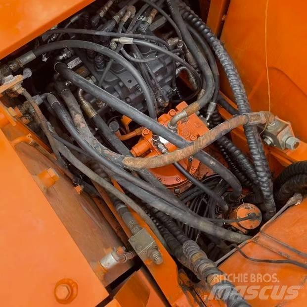 Doosan DH150W-7 Kolová rýpadla
