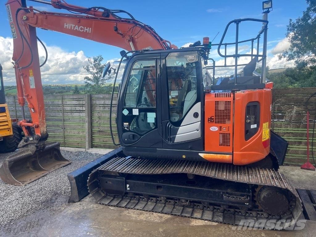 Hitachi ZX 135 US-6 Pásová rýpadla