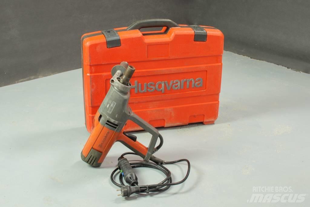 Husqvarna DM230 Ostatní vrtací zařízení