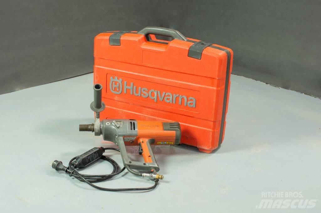 Husqvarna DM230 Ostatní vrtací zařízení