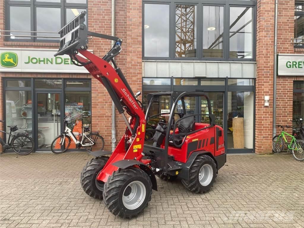 Schäffer 2630 SLT Smykem řízené nakladače