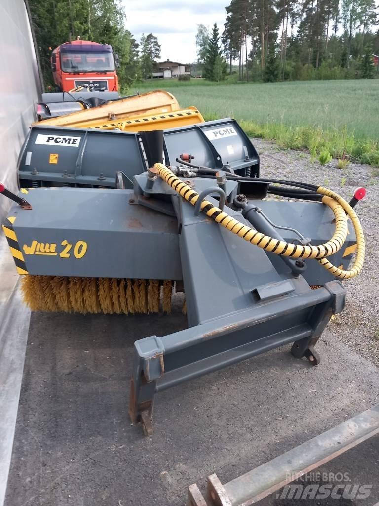 Vila Avoharja 200 Zametací stroje