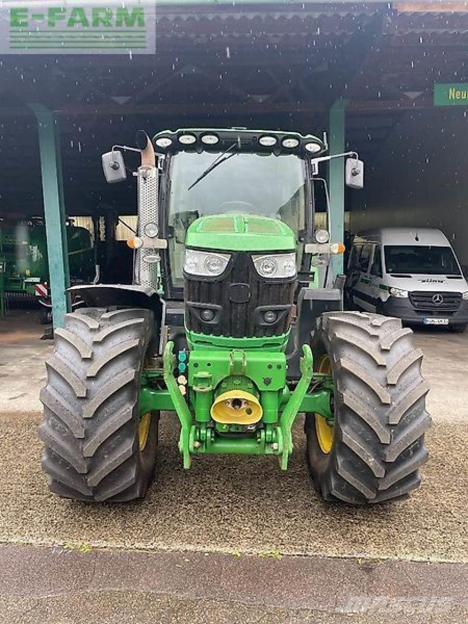 John Deere 6150r Traktory
