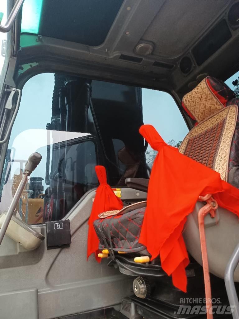 Volvo EC 210 Pásová rýpadla